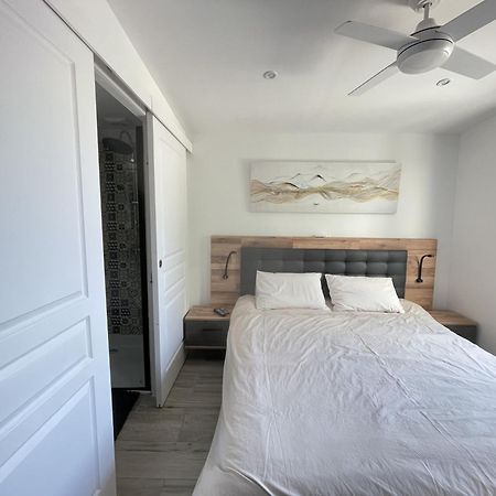 Charmante Villa Avec Piscine Dans Les Canaux Empuriabrava Buitenkant foto