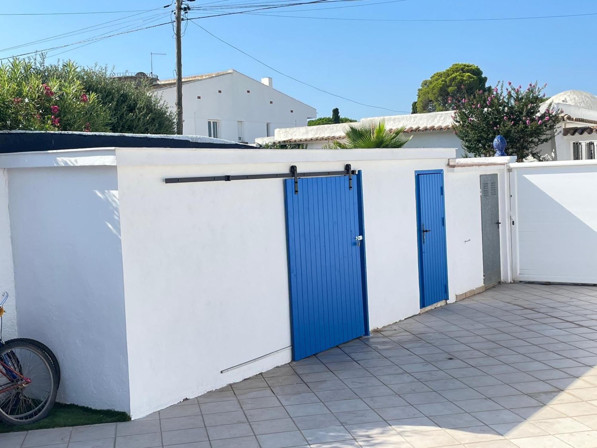 Charmante Villa Avec Piscine Dans Les Canaux Empuriabrava Buitenkant foto